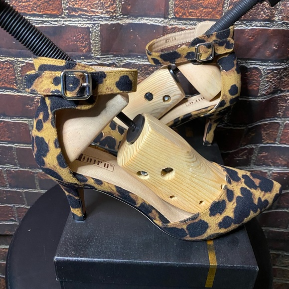 Fabulous Leopard Heels Sz 8.5 - Picture 6 of 7